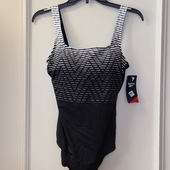 🌺 SOLD 🌺 Reebok Womens Sz 12 Swimsuit - Picture 3 of 5